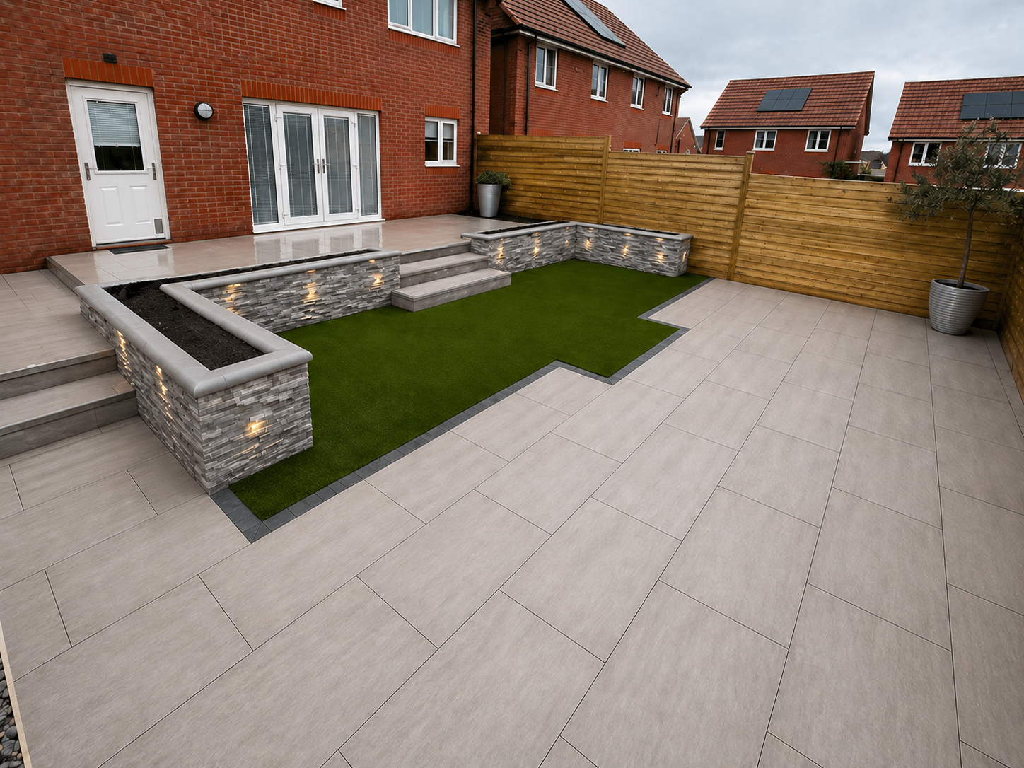 Sandstone / Porcelain Patio & Steps